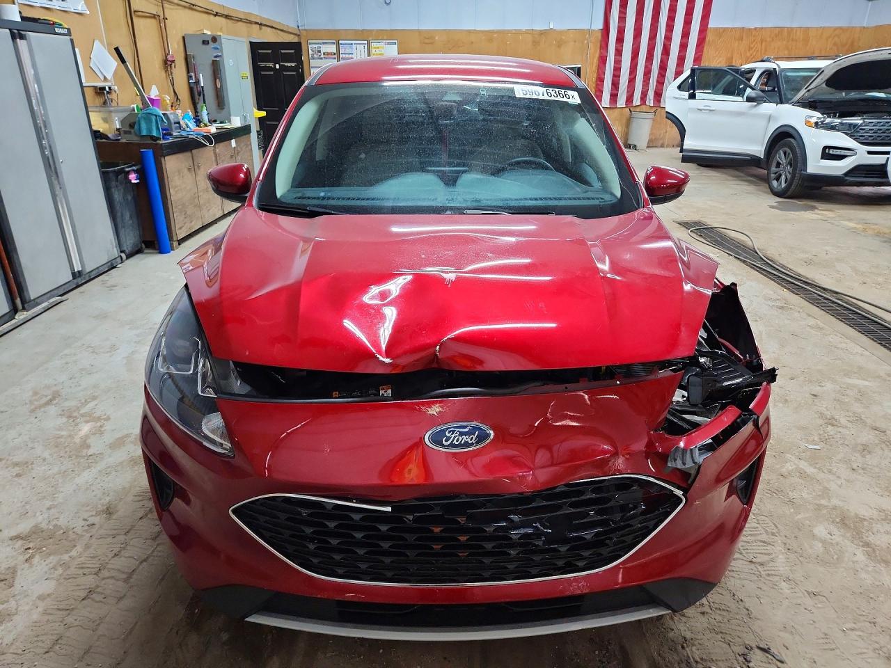 2020 FORD ESCAPE SE — снимка 5