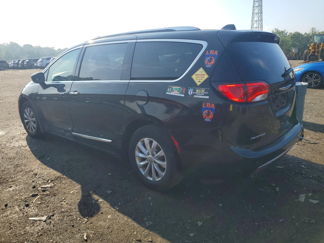 2019 CHRYSLER PACIFICA TOURING L — снимка 2