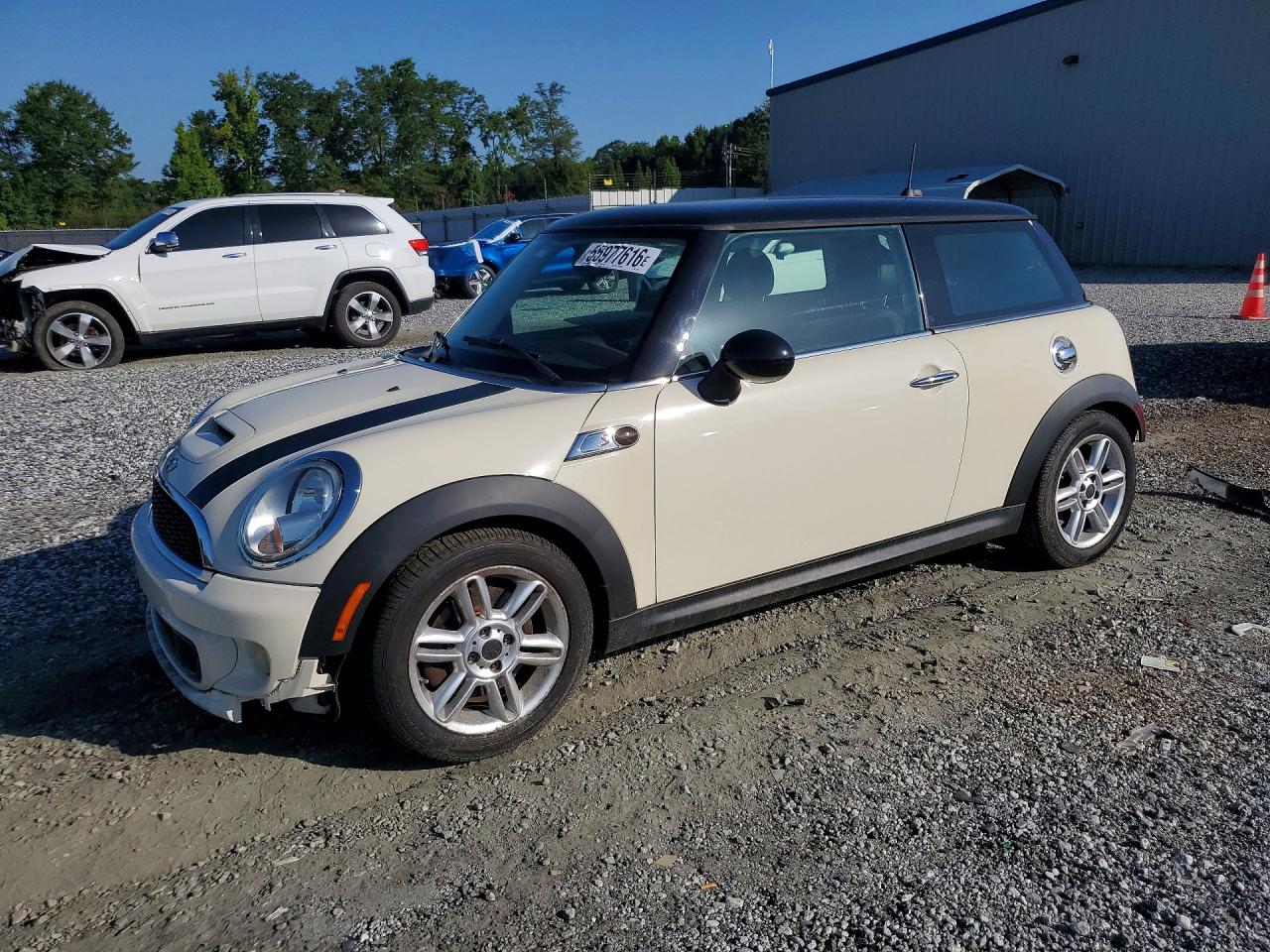 2013 MINI COOPER S