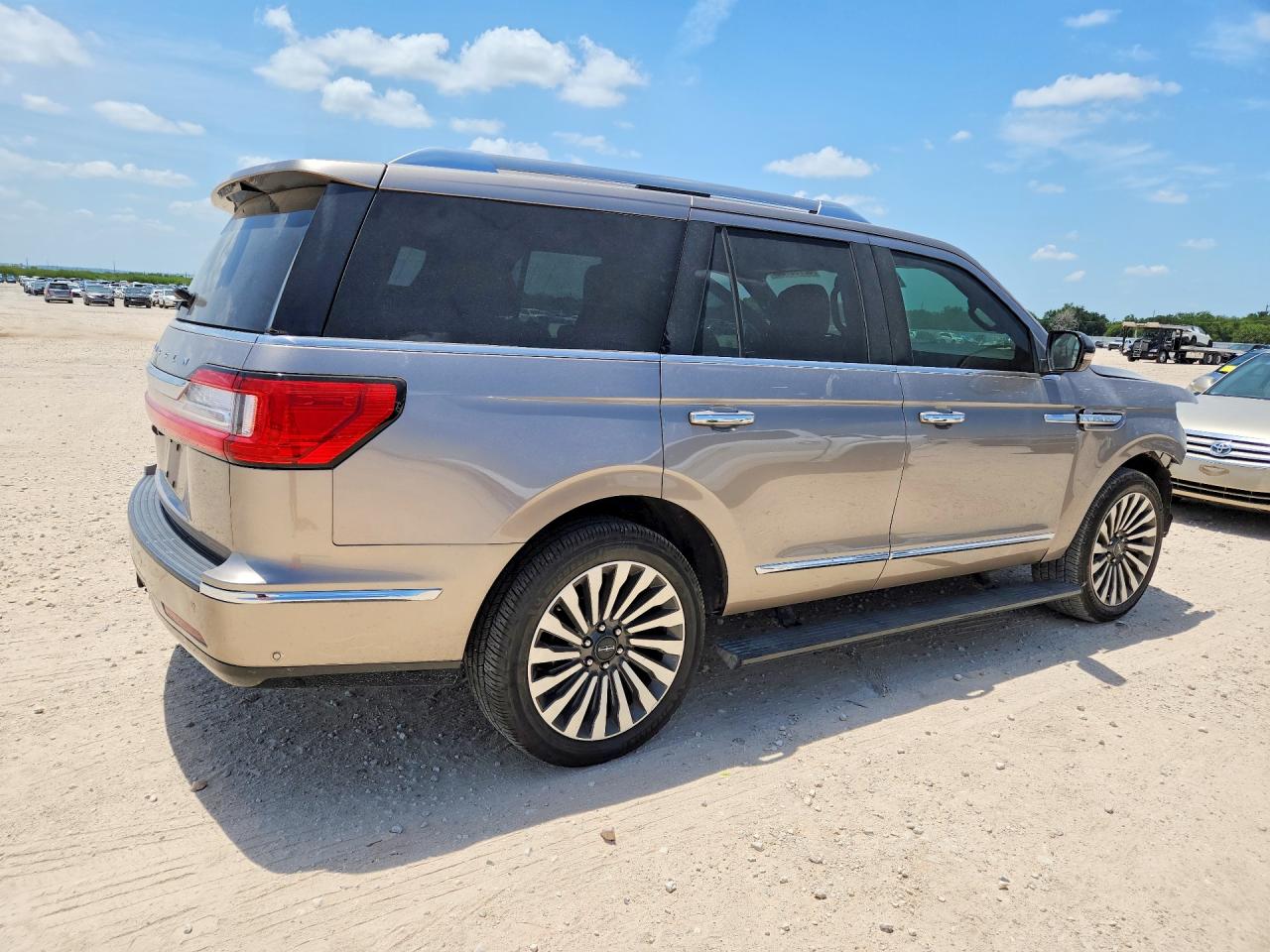 2019 LINCOLN NAVIGATOR RESERVE — снимка 3