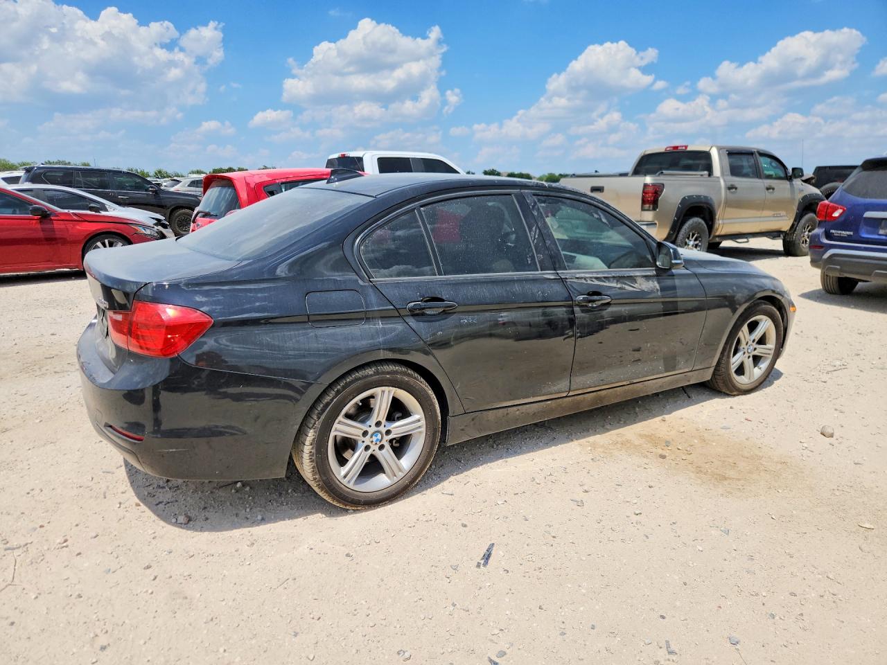 2014 BMW 320 I — снимка 3