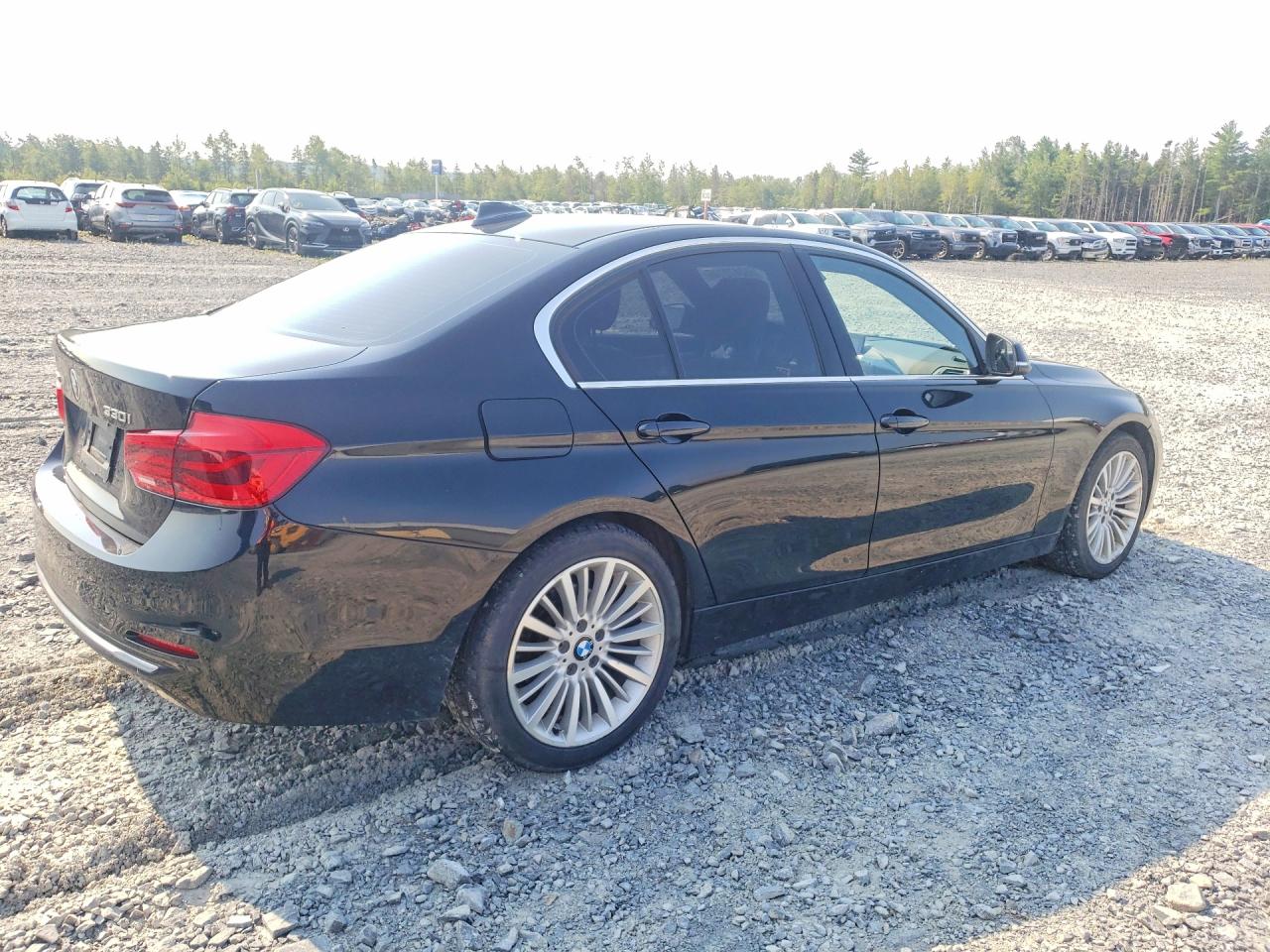 2017 BMW 330 XI — снимка 3