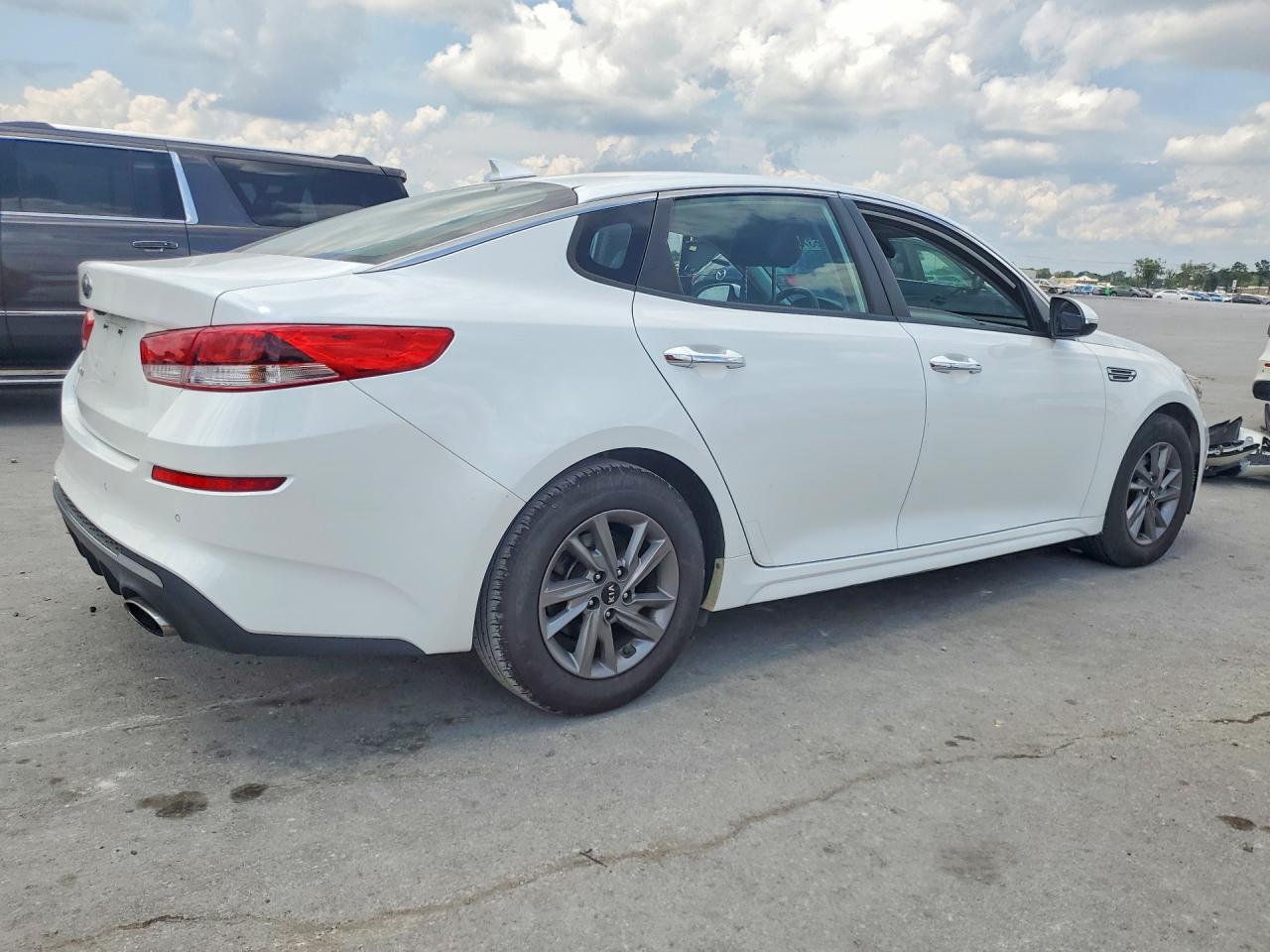 2020 KIA OPTIMA LX — снимка 3