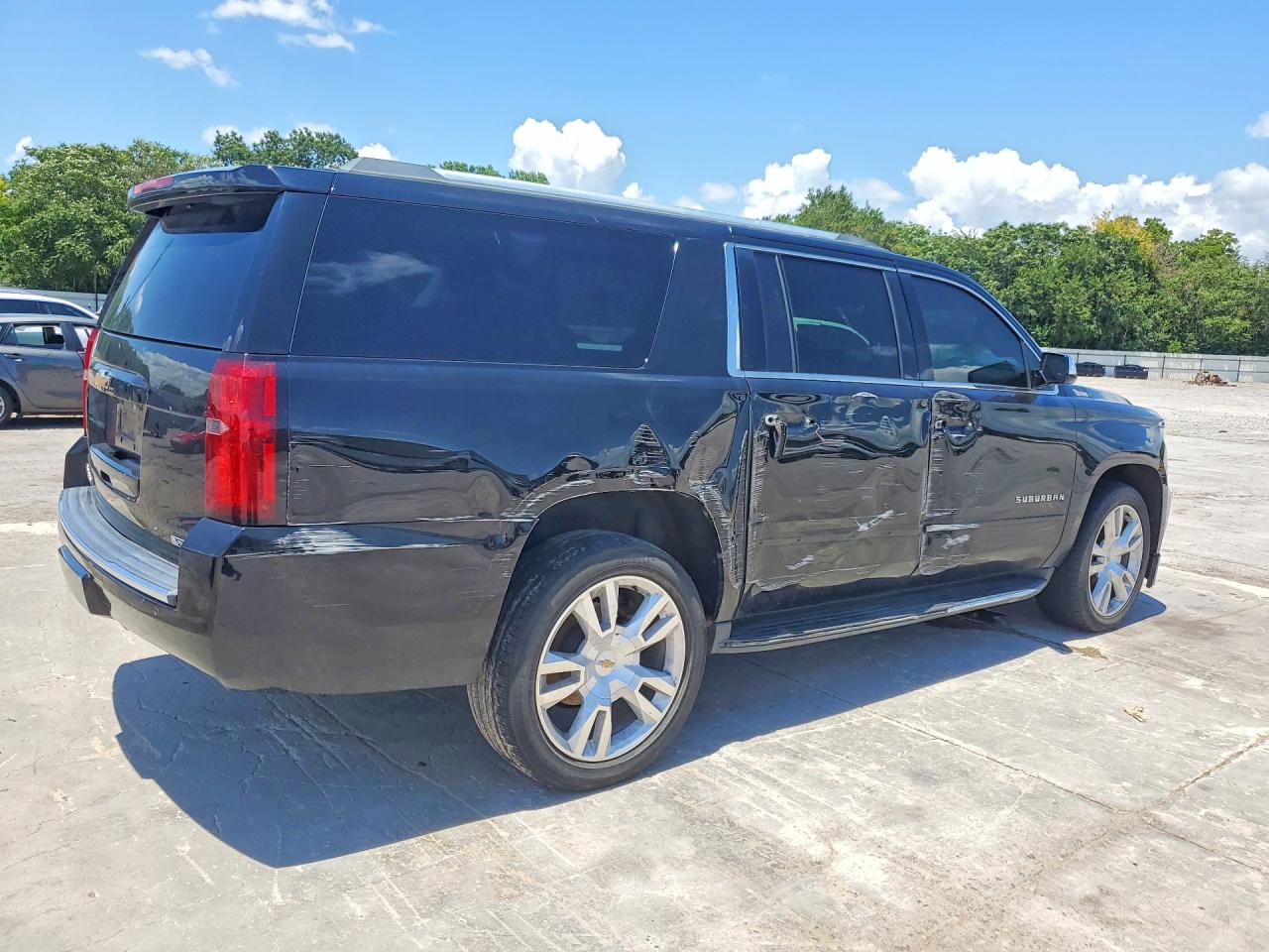 2018 CHEVROLET SUBURBAN K1500 PREMIER — снимка 3