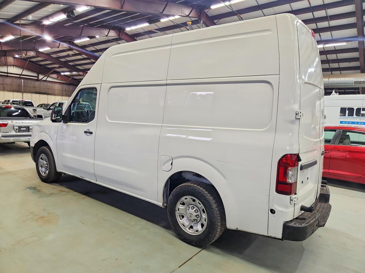 2020 NISSAN NV 2500 HD SV — снимка 2