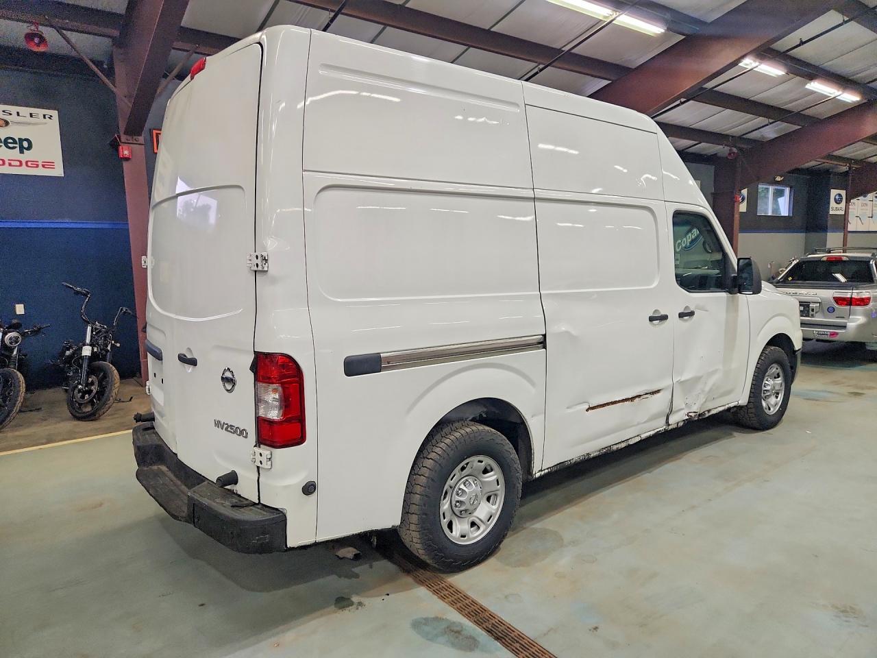 2020 NISSAN NV 2500 HD SV — снимка 3