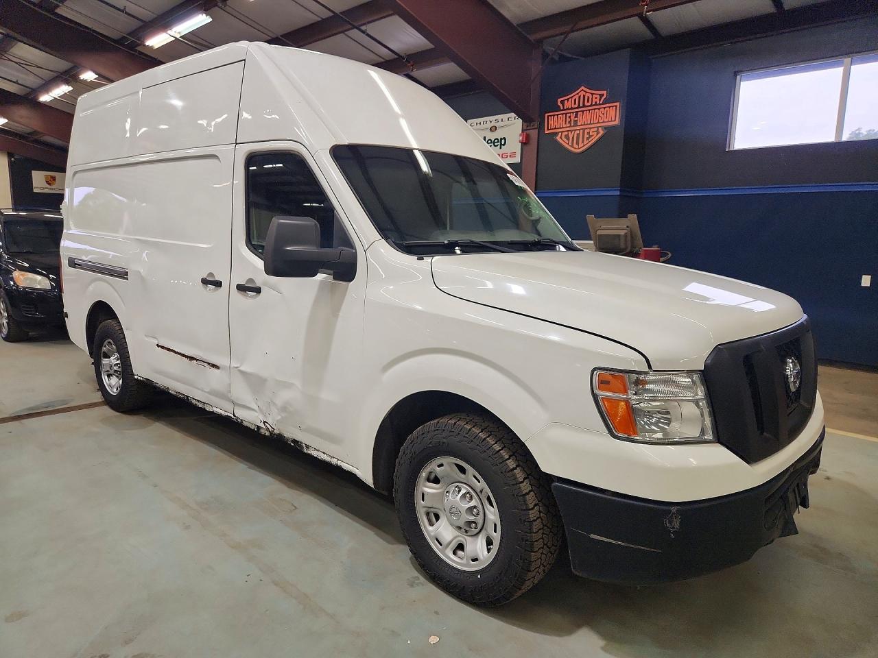 2020 NISSAN NV 2500 HD SV — снимка 4