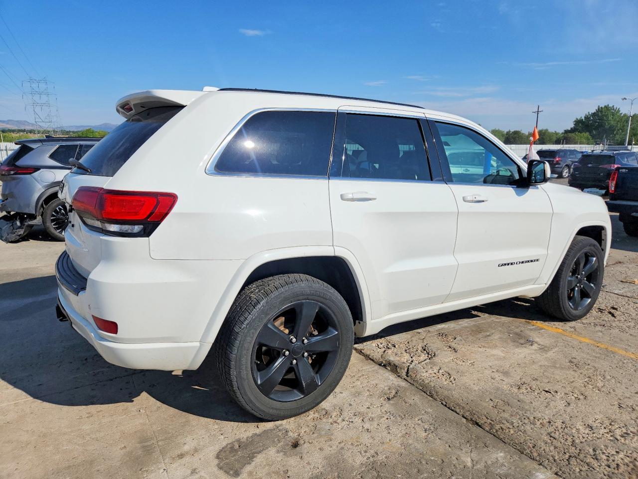 2015 JEEP GRAND CHEROKEE LAREDO — снимка 3