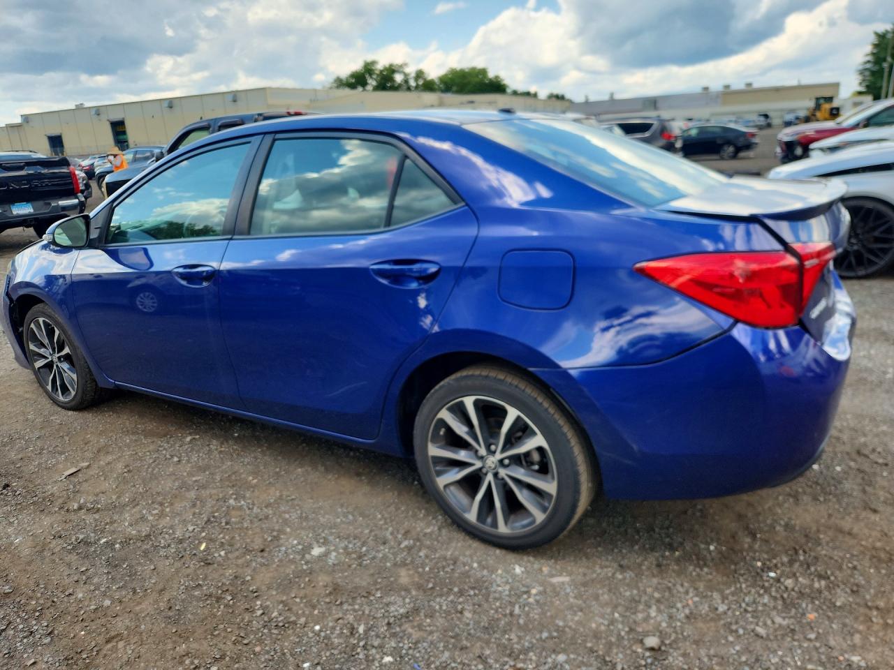 2018 TOYOTA COROLLA XSE — снимка 2
