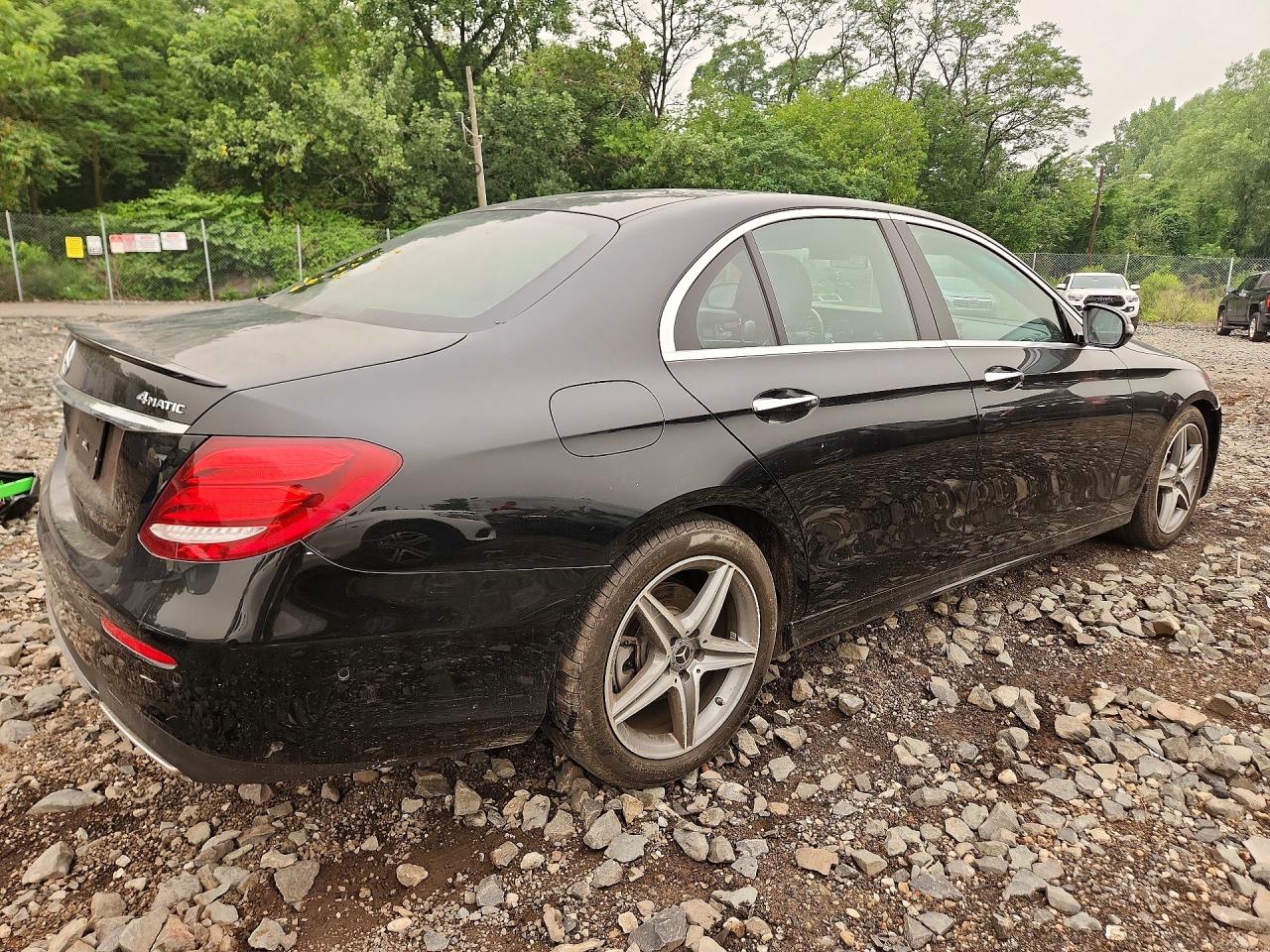 2018 MERCEDES-BENZ E 300 4MATIC — снимка 3