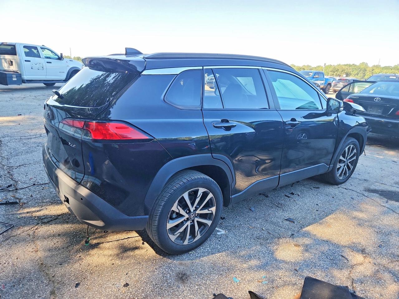 2023 TOYOTA COROLLA CROSS XLE — снимка 3