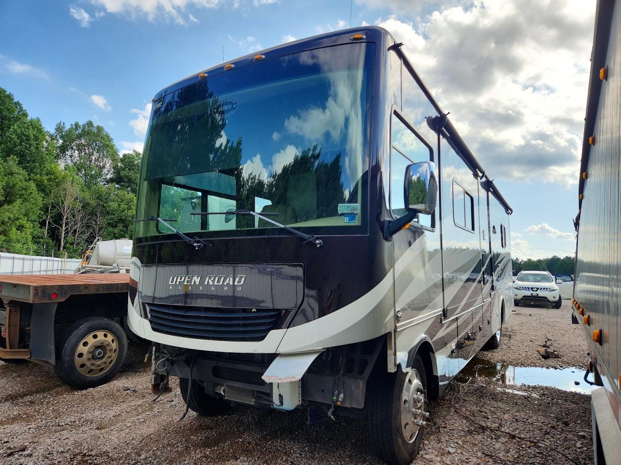 2019 FORD F53 — снимка 2