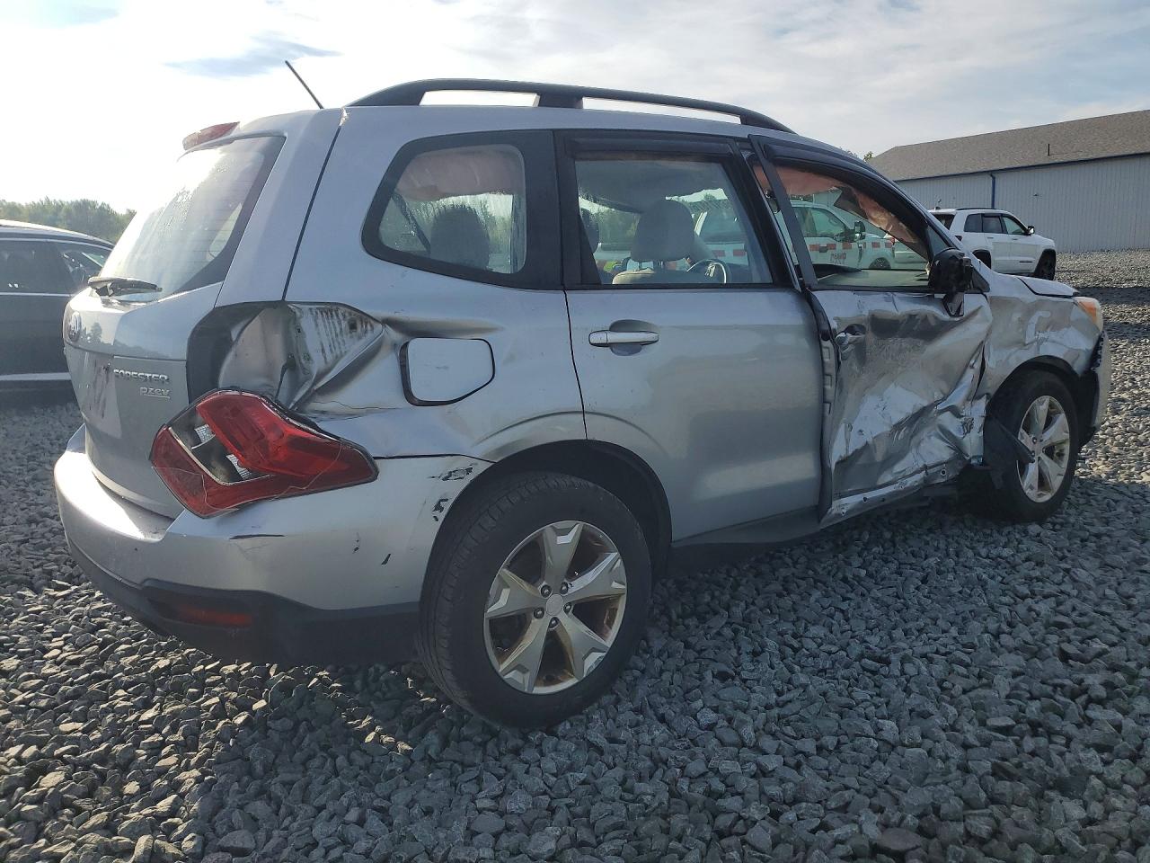 2015 SUBARU FORESTER 2.5I — снимка 3