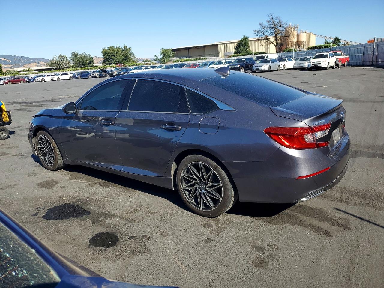 2020 HONDA ACCORD LX — снимка 2