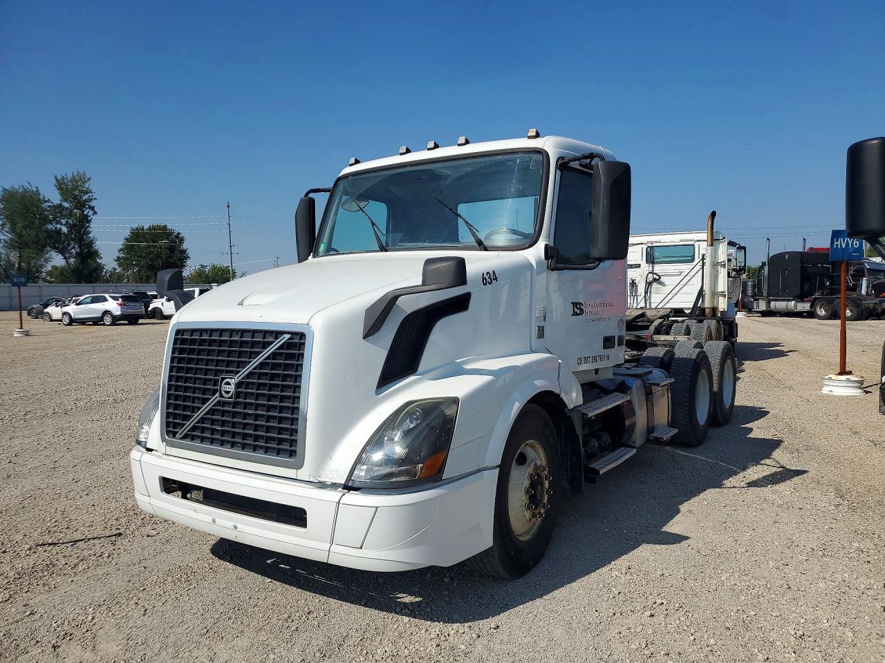 2016 VOLVO VN VNL