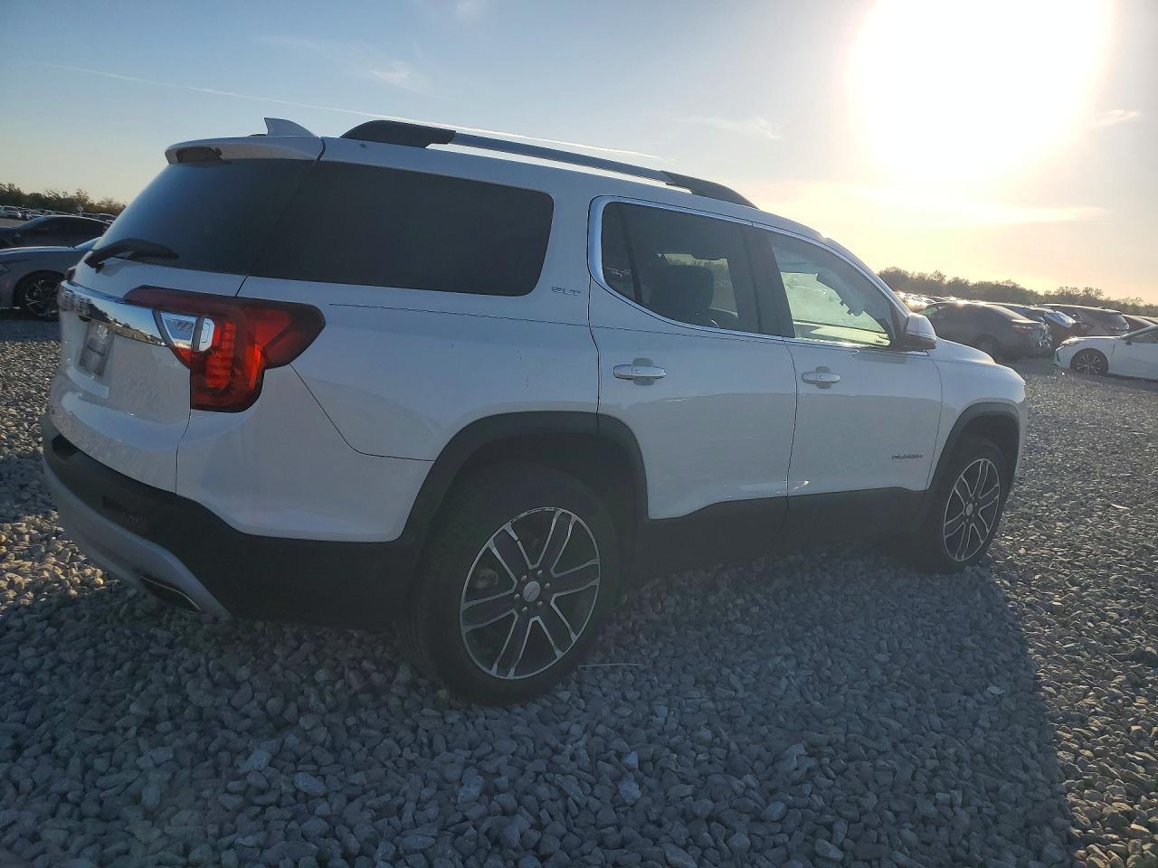 2023 GMC ACADIA SLT — снимка 3