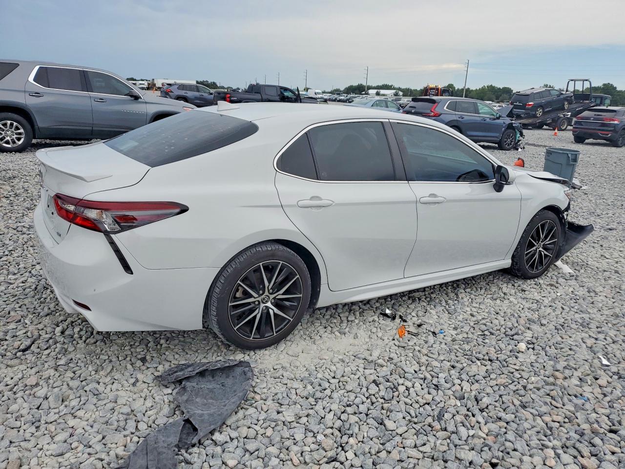 2023 TOYOTA CAMRY SE — снимка 3