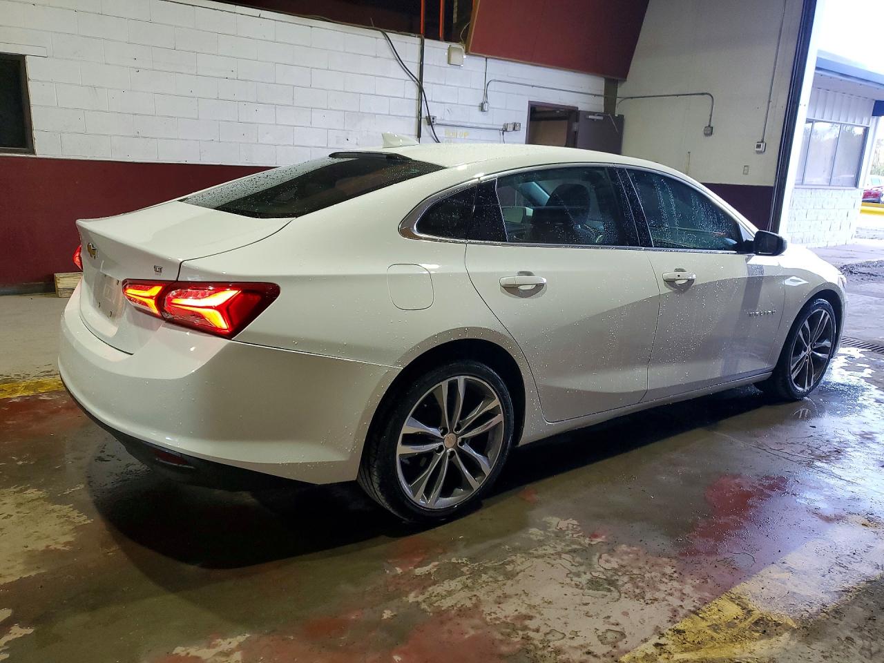 2022 CHEVROLET MALIBU LT — снимка 3