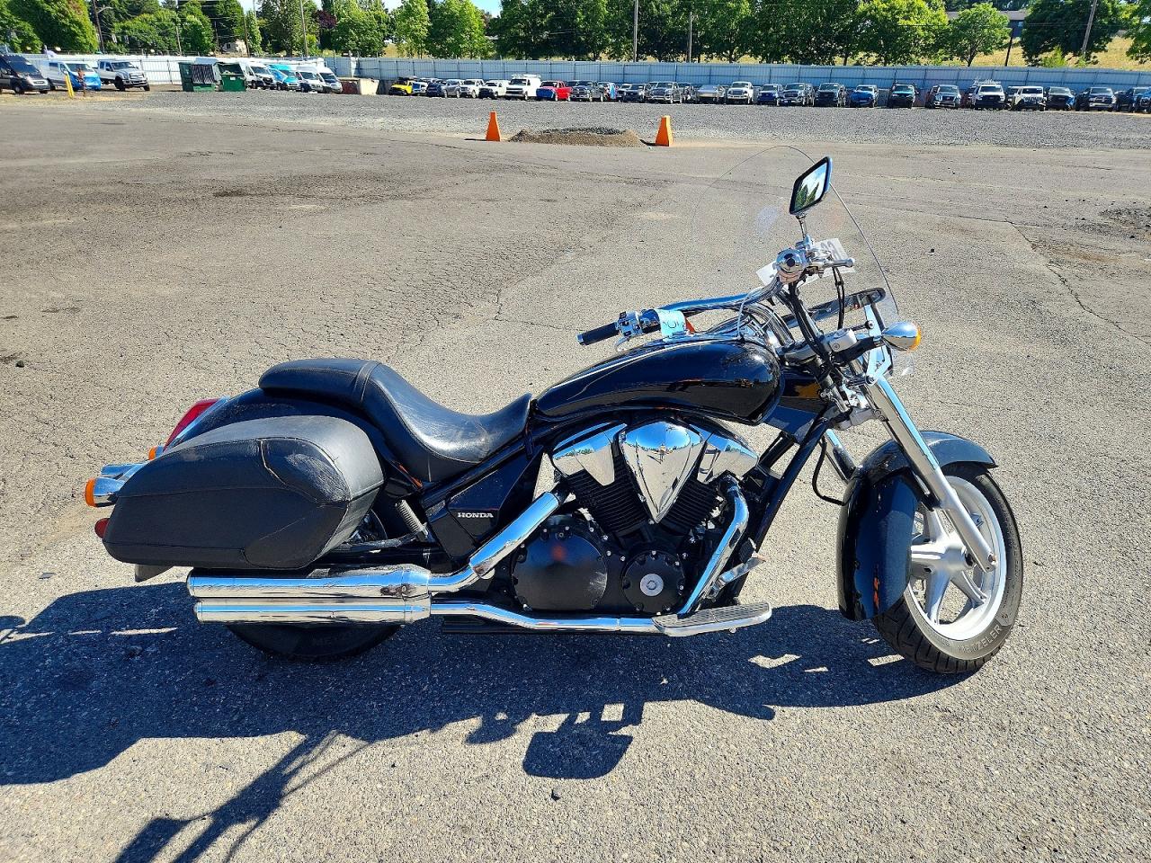 2015 HONDA VT1300 CT