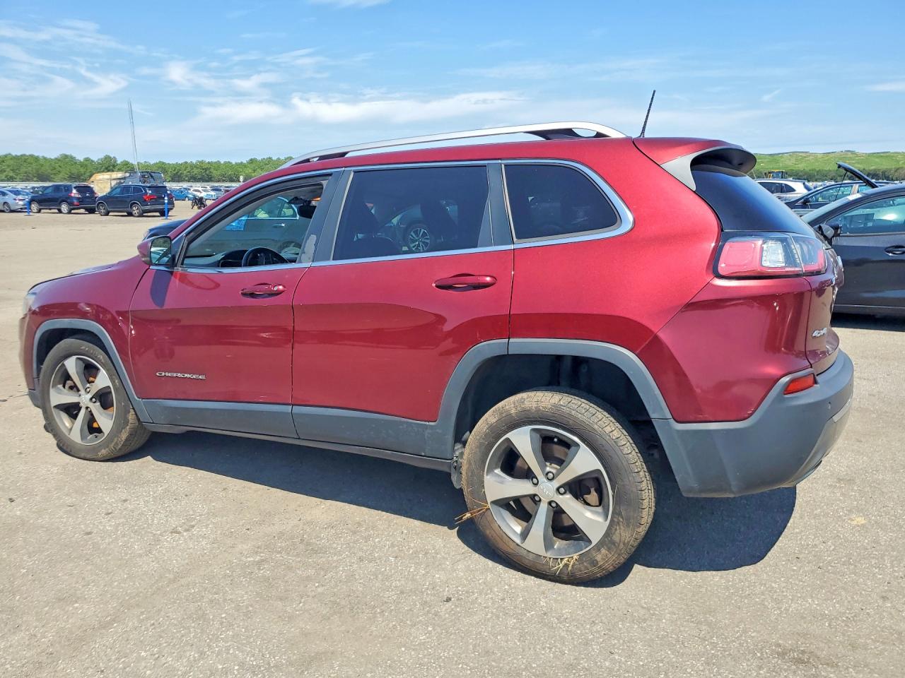 2019 JEEP CHEROKEE LIMITED — снимка 2
