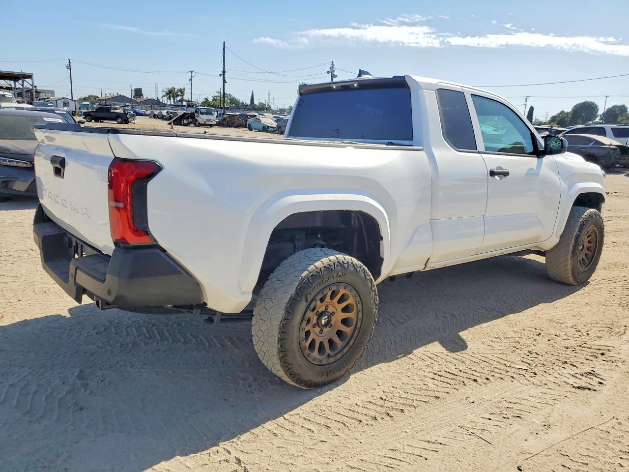 2024 TOYOTA TACOMA SR — снимка 3