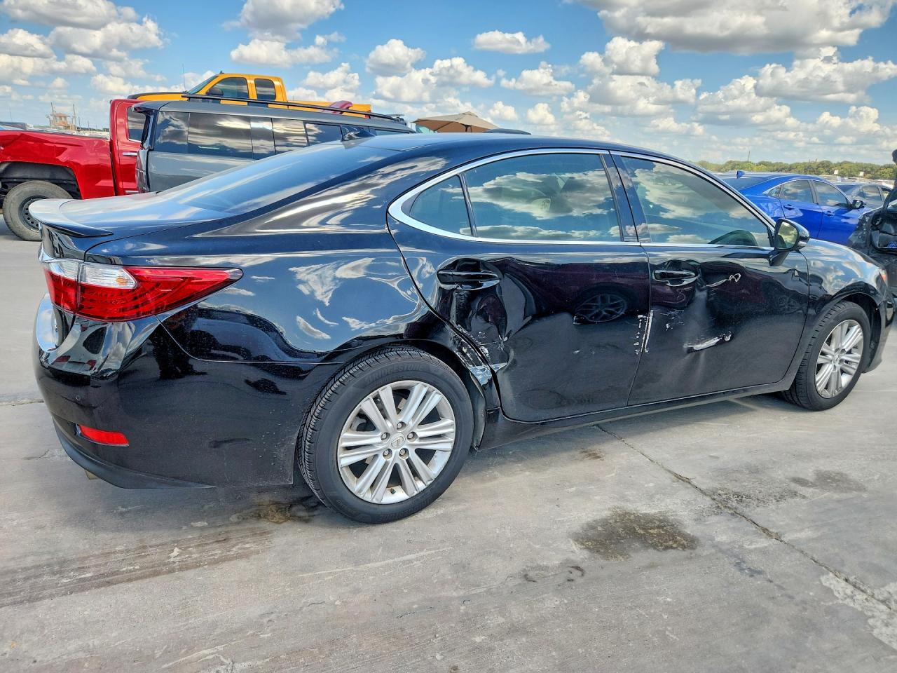 2015 LEXUS ES 350 — снимка 3