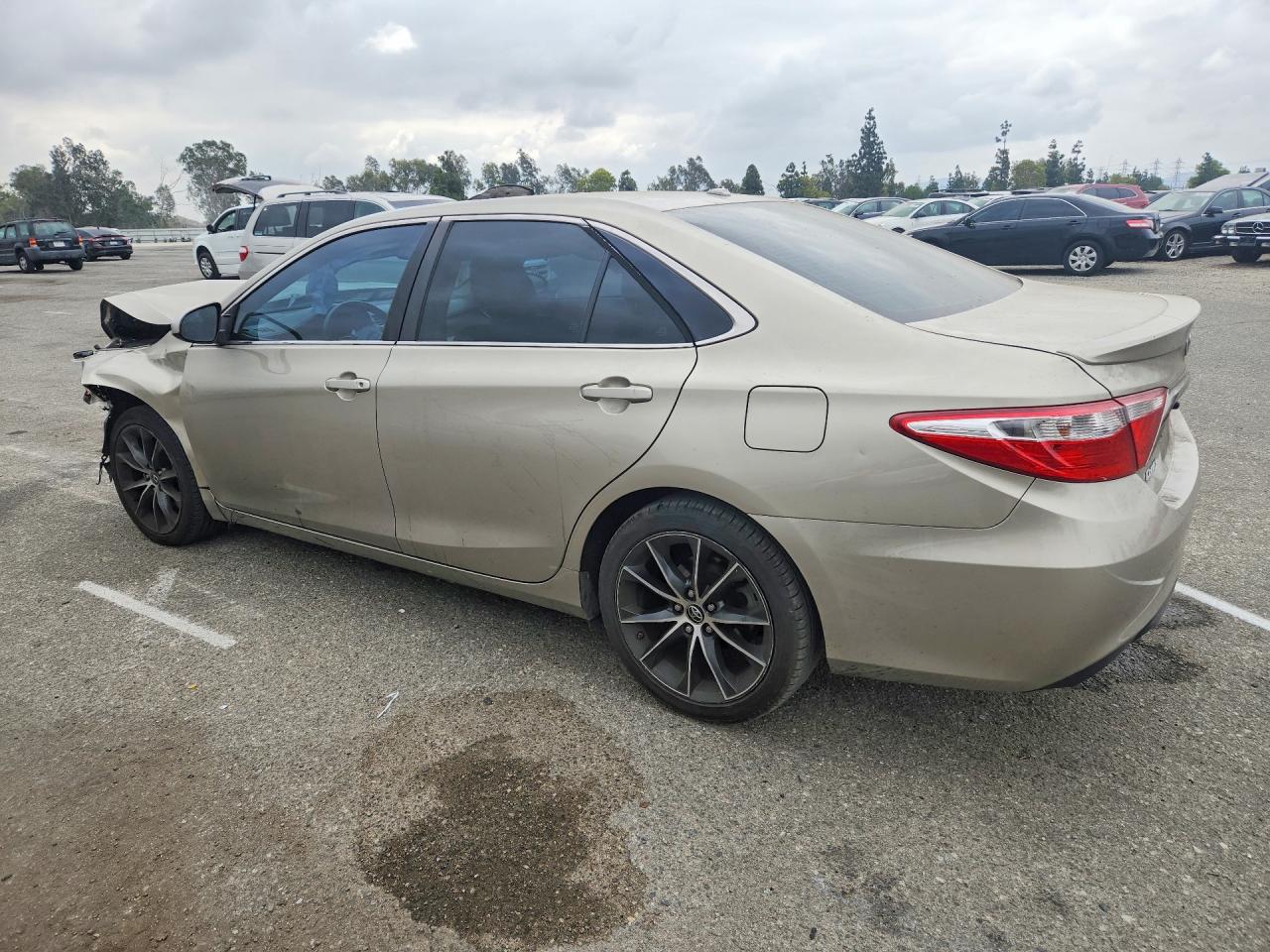 2015 TOYOTA CAMRY XSE — снимка 2