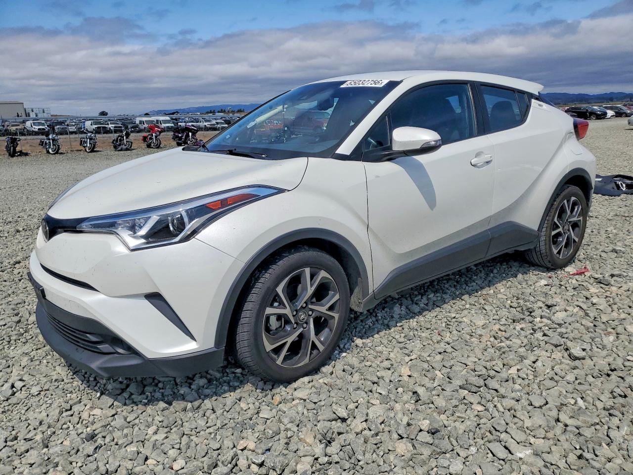 2018 TOYOTA C-HR XLE