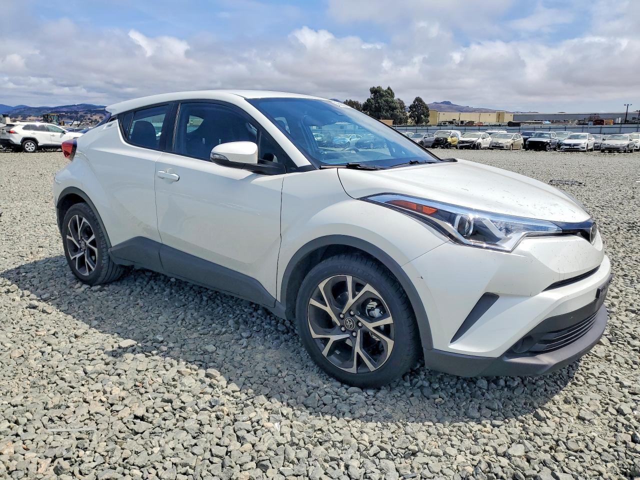 2018 TOYOTA C-HR XLE — снимка 4