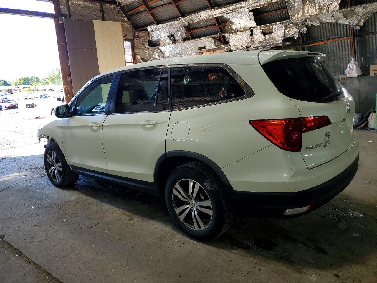 2016 HONDA PILOT EXL — снимка 2