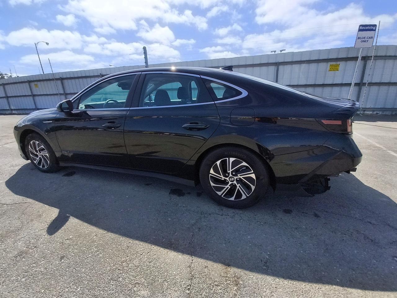 2026 HYUNDAI SONATA — снимка 2