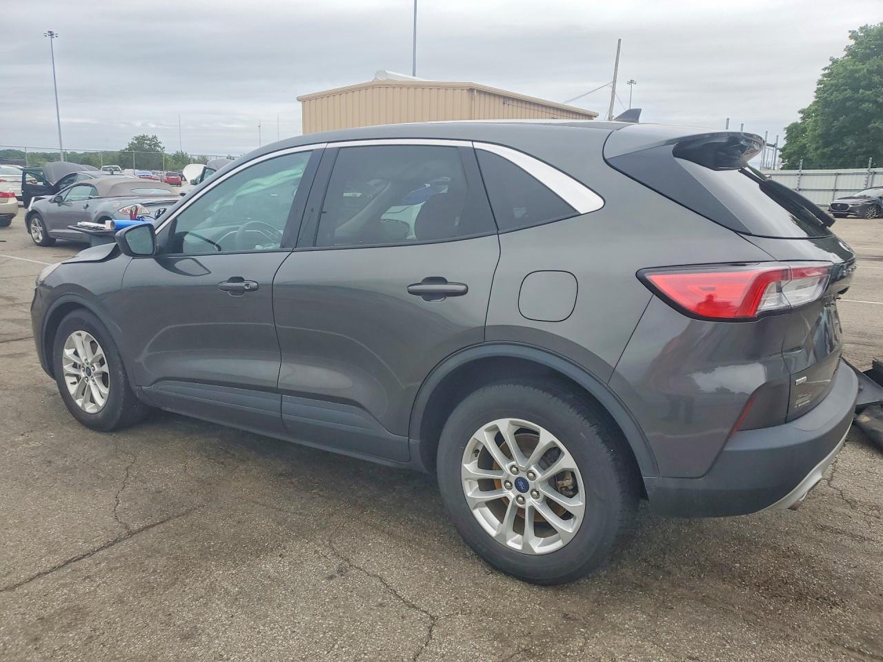 2020 FORD ESCAPE SE — снимка 2