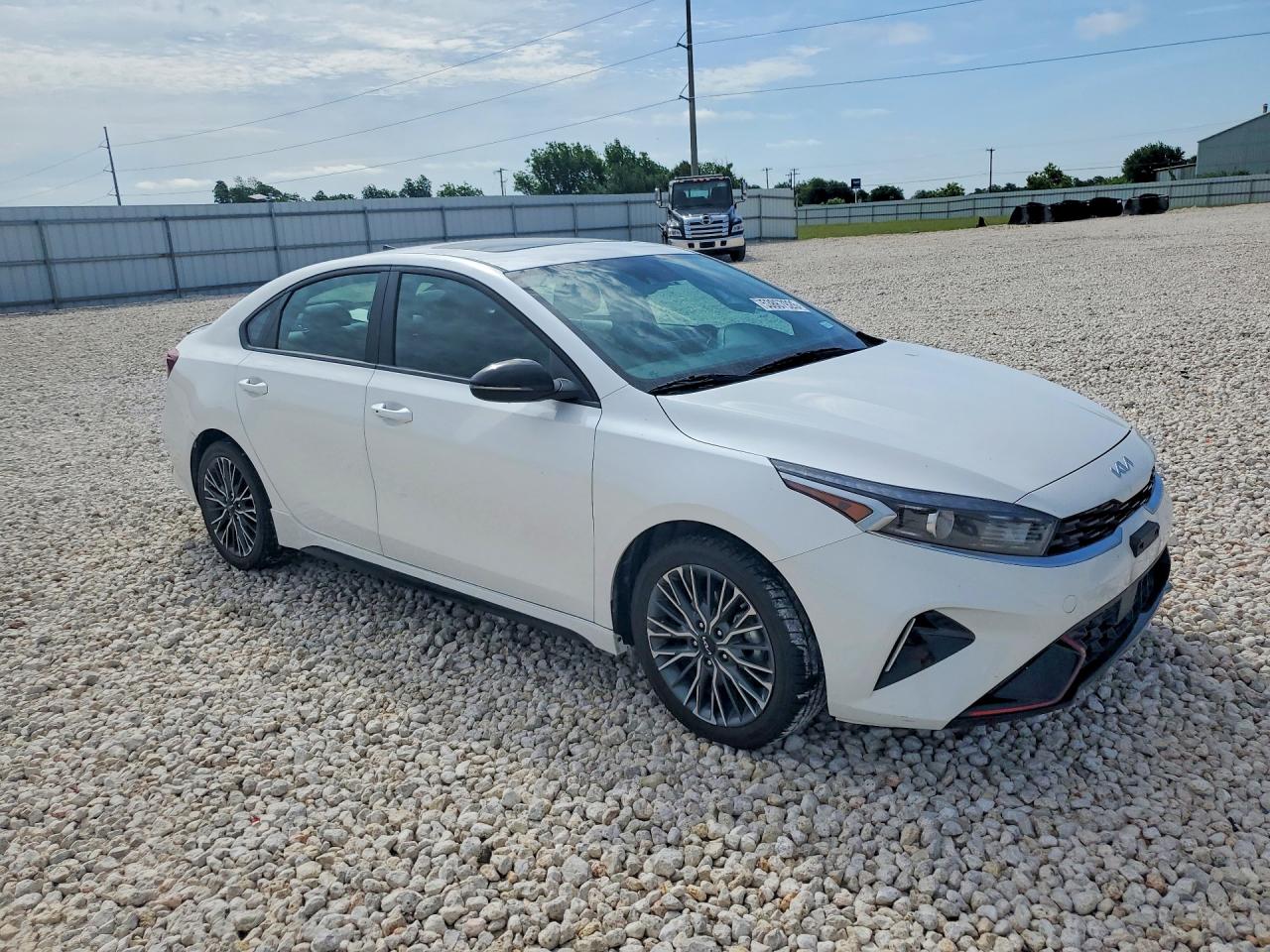 2024 KIA FORTE GT LINE — снимка 4