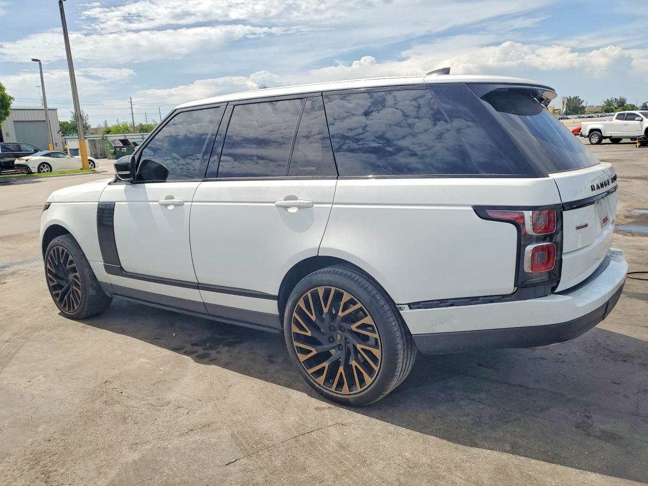 2019 LAND ROVER RANGE ROVER SUPERCHARGED — снимка 2