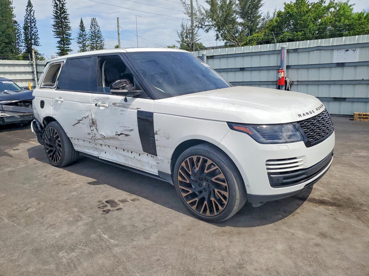 2019 LAND ROVER RANGE ROVER SUPERCHARGED — снимка 4