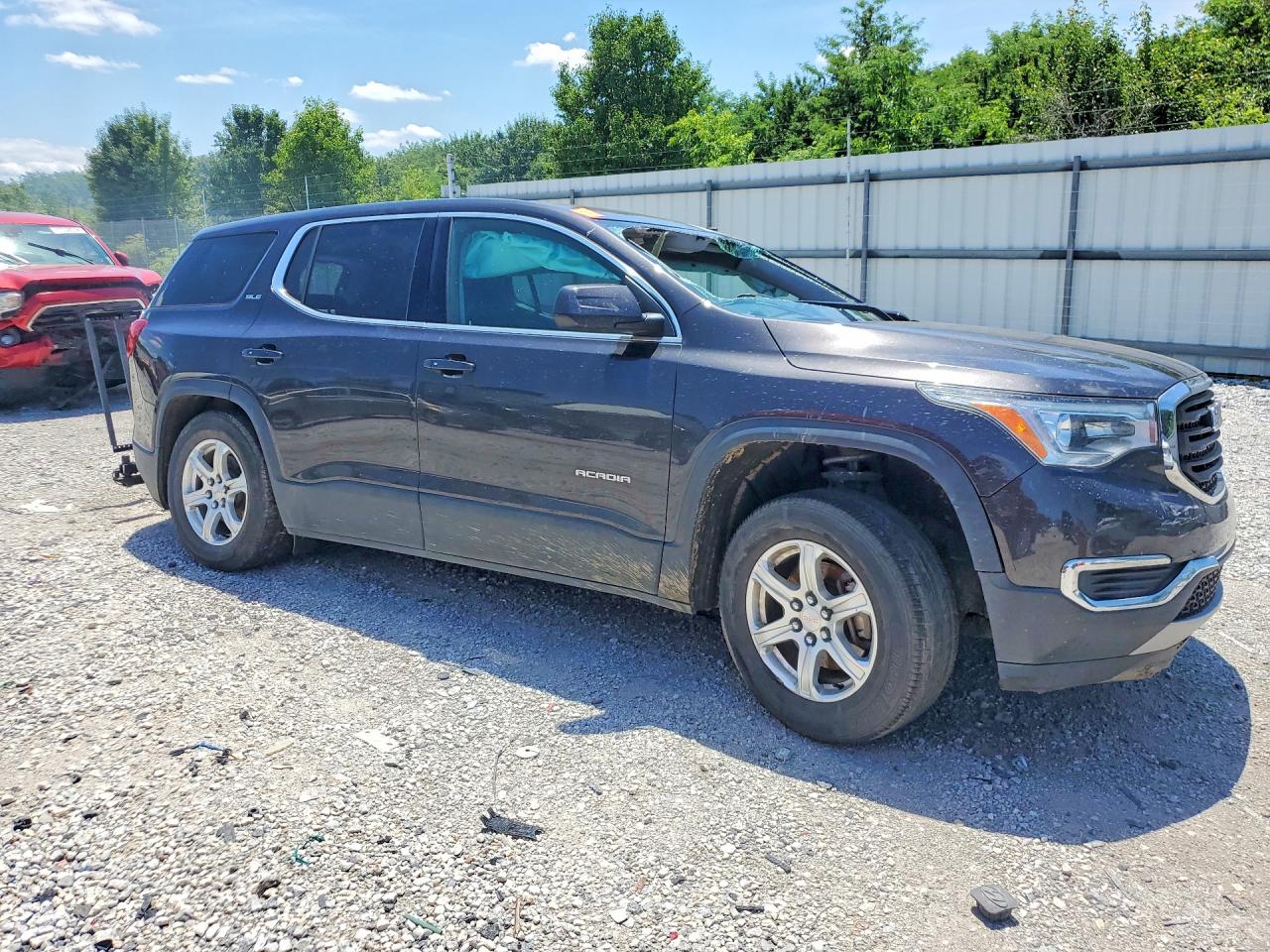 2017 GMC ACADIA SLE — снимка 4