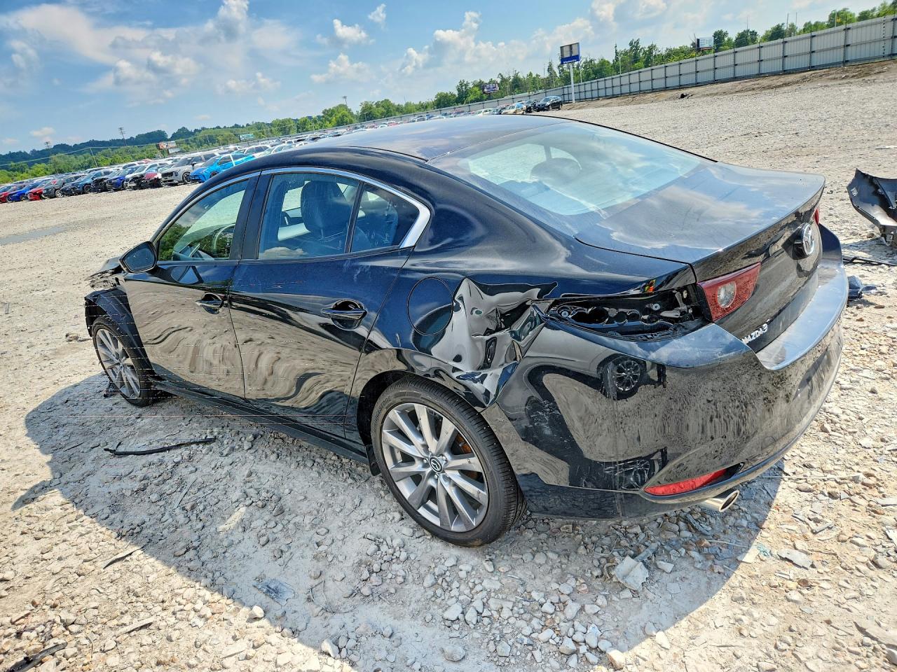 2026 MAZDA 3 — снимка 2