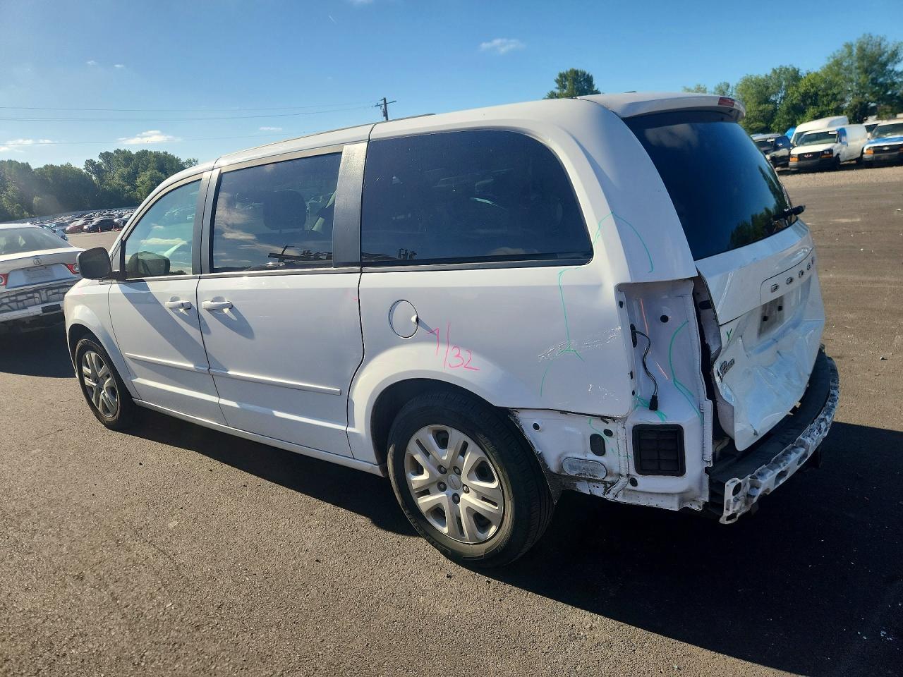2016 DODGE GRAND CARAVAN SE — снимка 2
