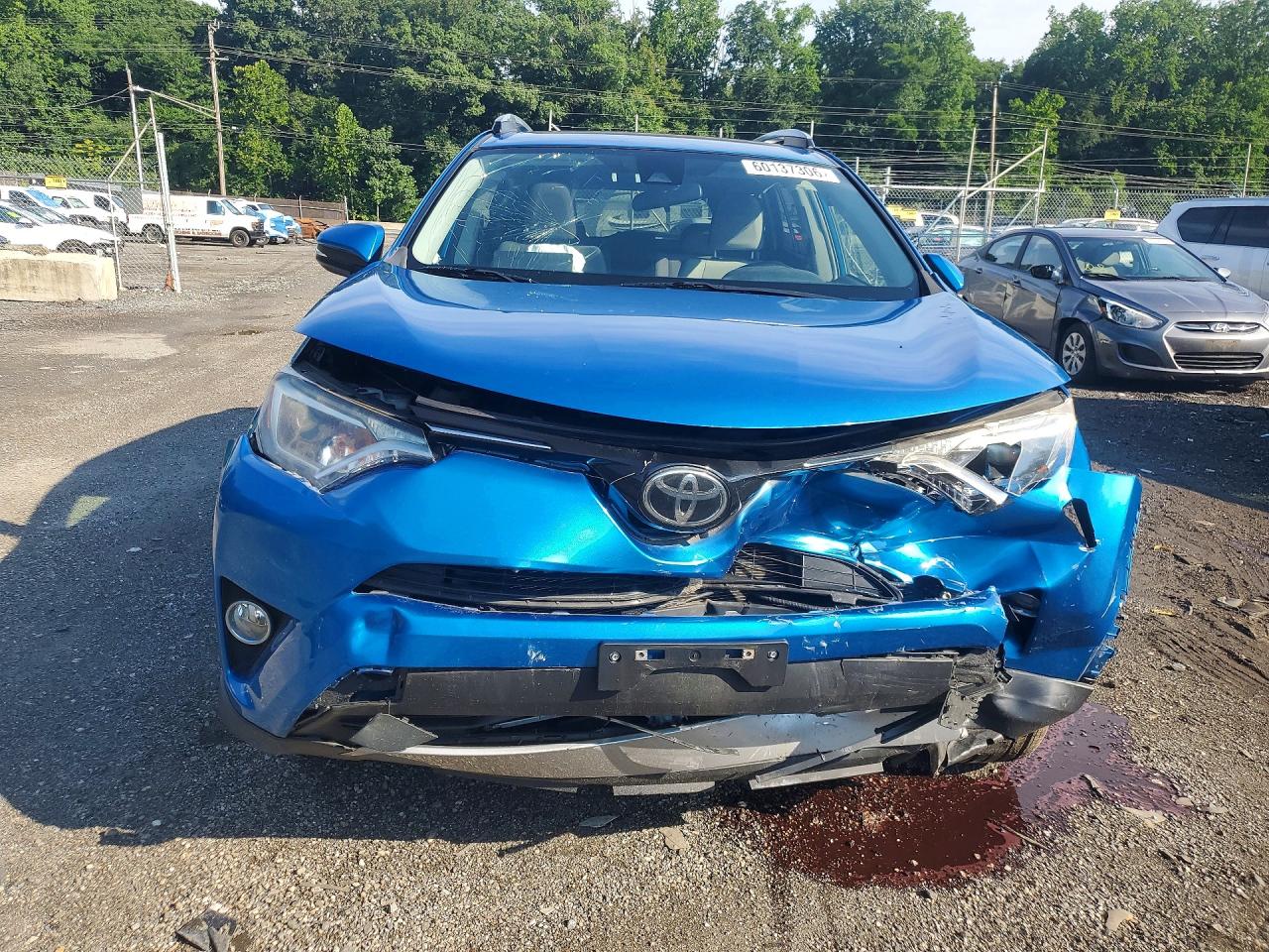 2017 TOYOTA RAV4 XLE — снимка 5