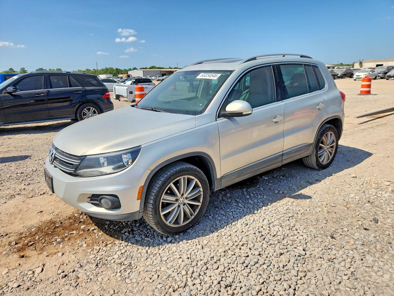 2015 VOLKSWAGEN TIGUAN S