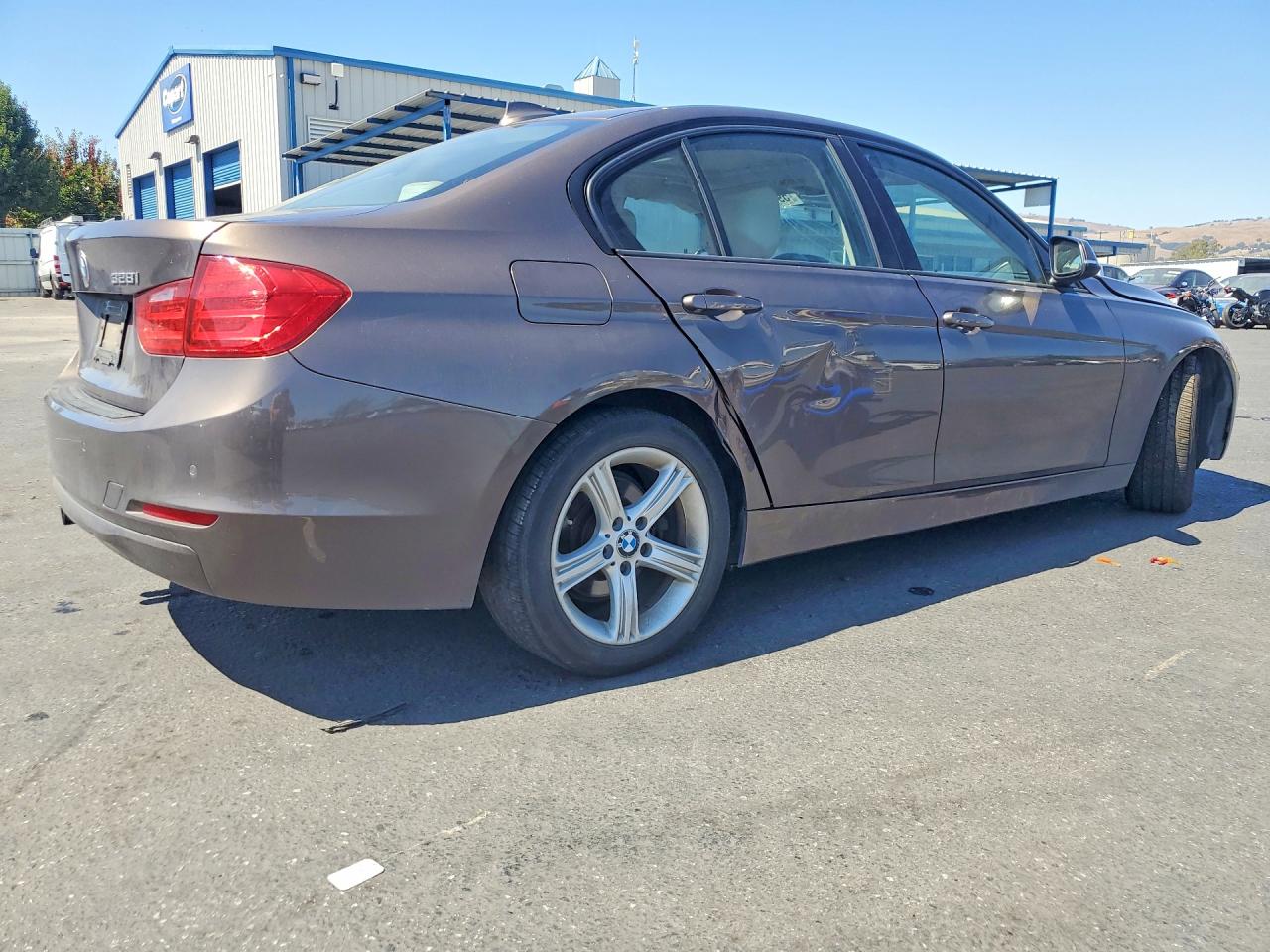 2013 BMW 328 I — снимка 3