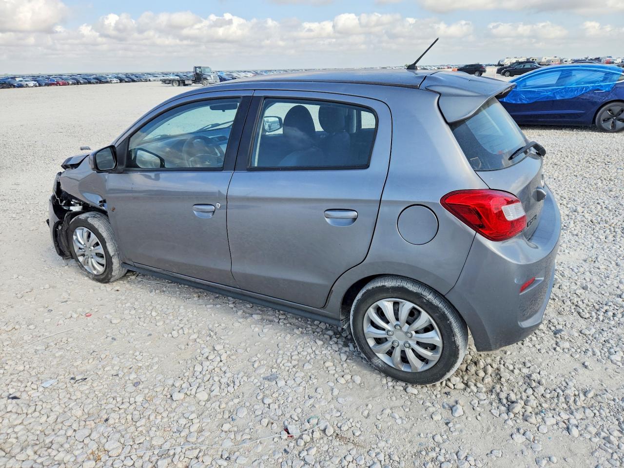 2018 MITSUBISHI MIRAGE ES — снимка 2