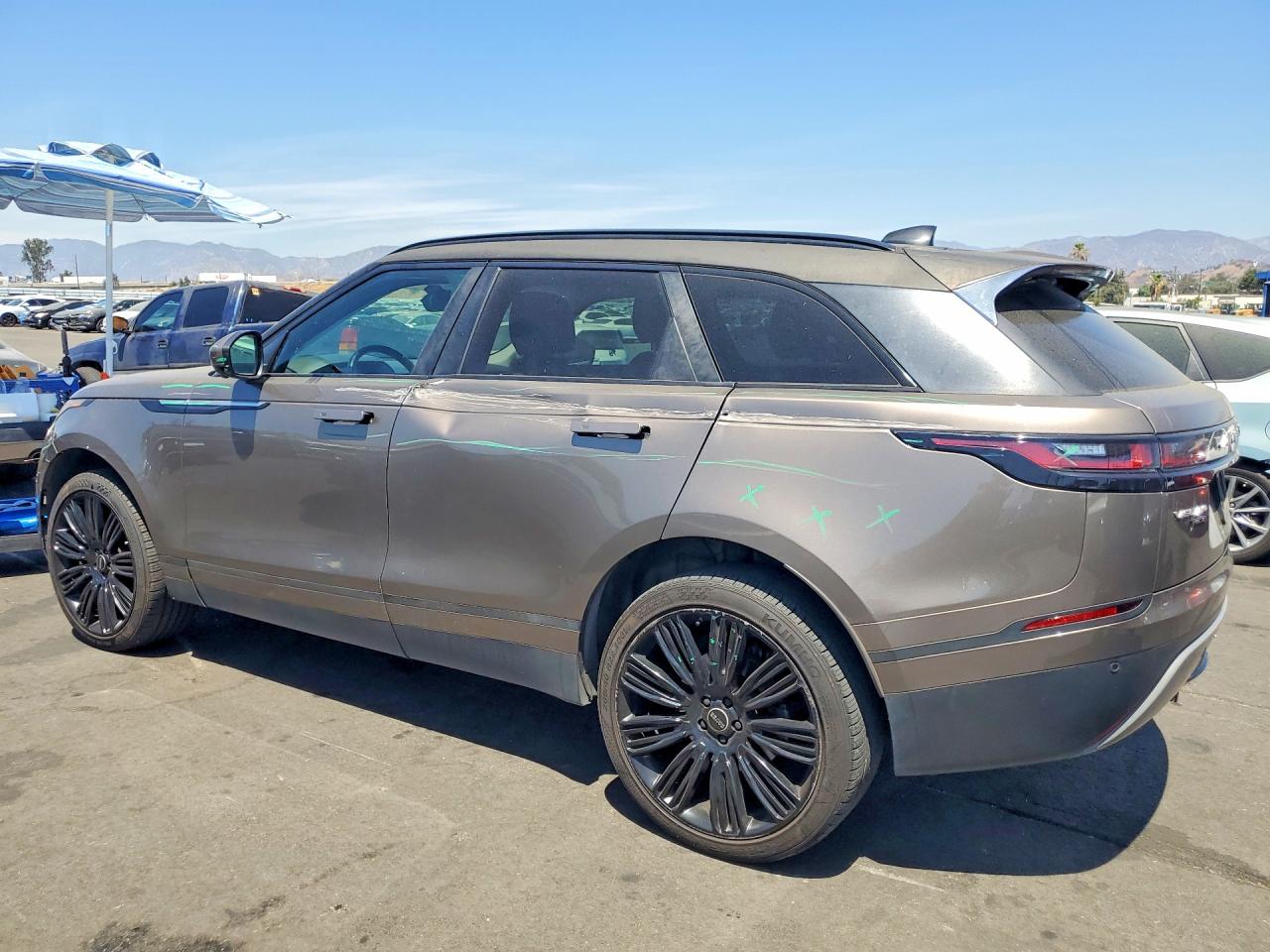 2019 LAND ROVER RANGE ROVER VELAR S — снимка 2