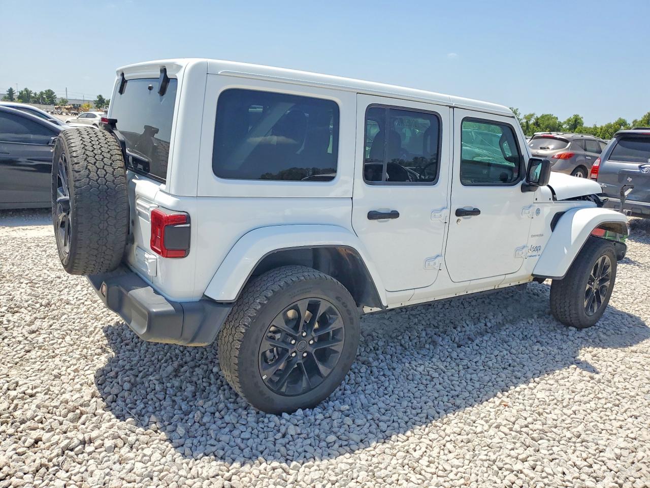 2024 JEEP WRANGLER SAHARA 4XE — снимка 3