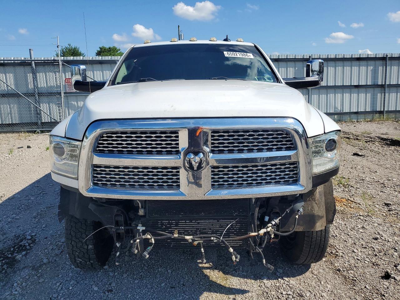 2017 RAM 3500 LARAMIE — снимка 5