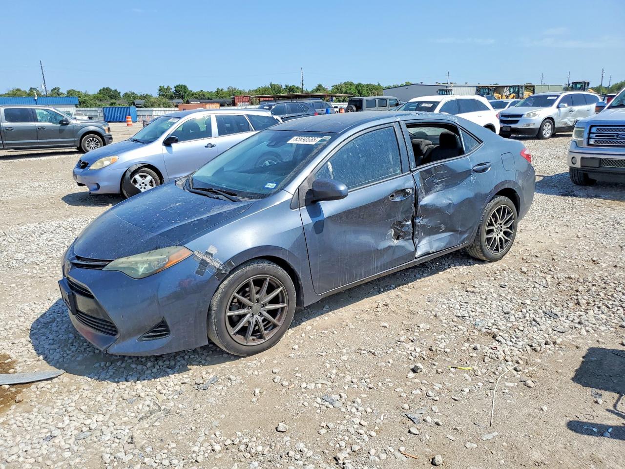 2017 TOYOTA COROLLA LE