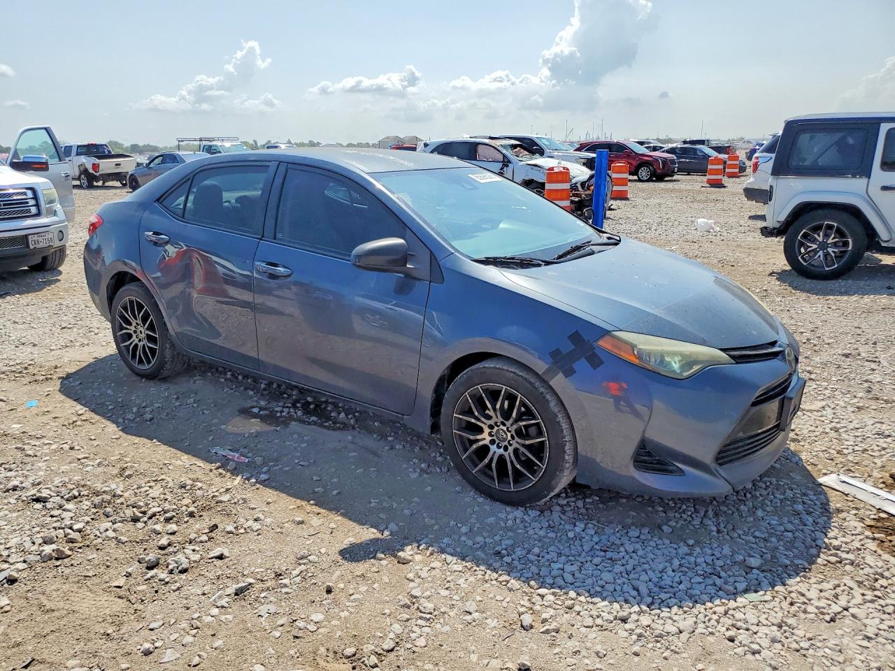 2017 TOYOTA COROLLA LE — снимка 4