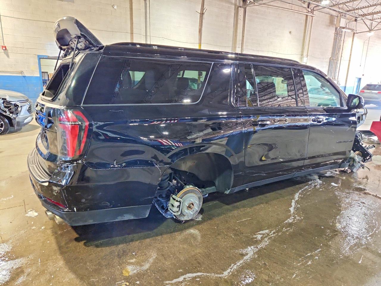 2026 CHEVROLET SUBURBAN K1500 Z71 — снимка 3