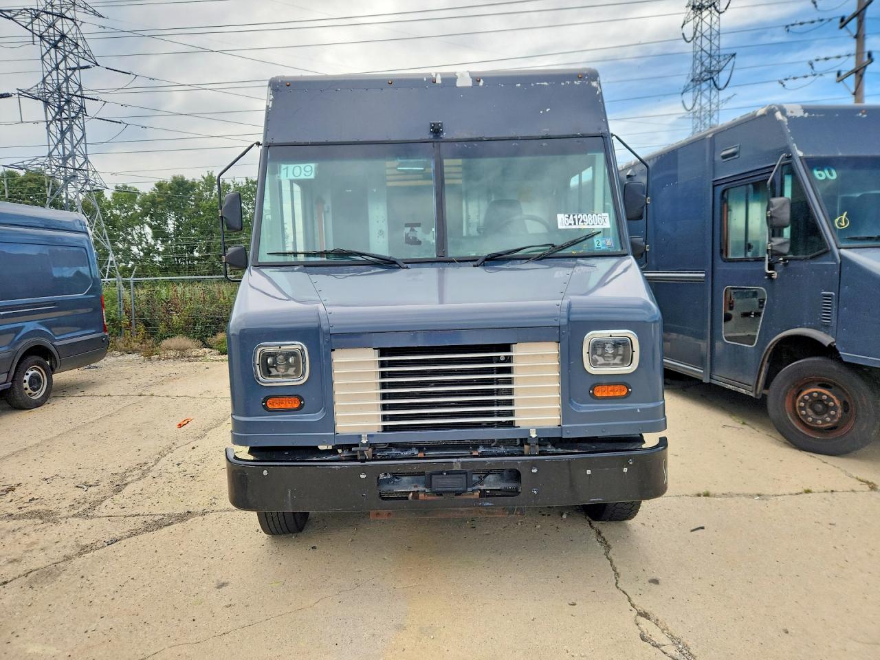 2021 FORD F59 — снимка 5