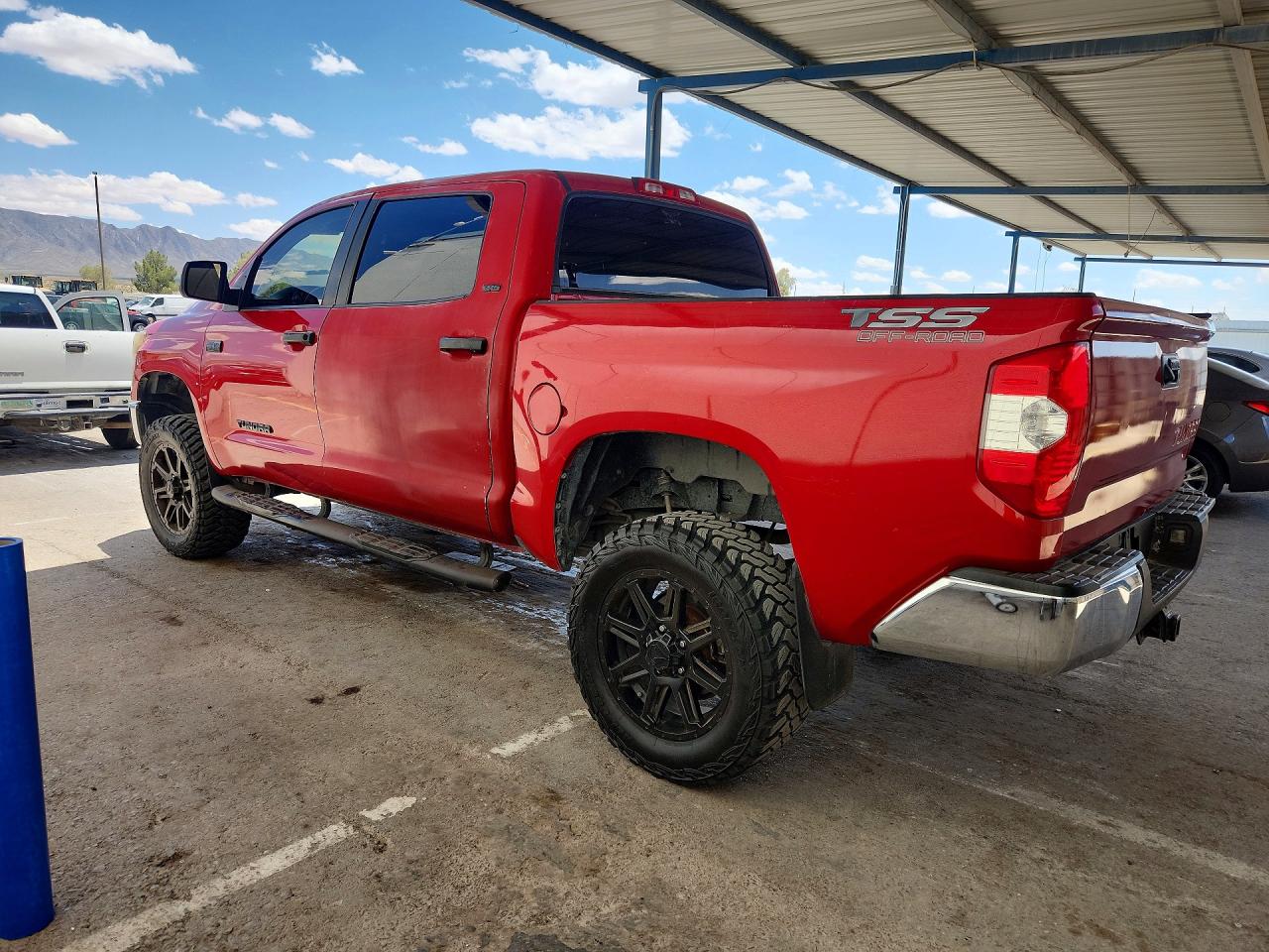 2019 TOYOTA TUNDRA CREWMAX SR5 — снимка 2